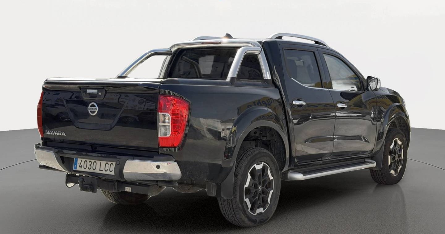 Nissan Navara PickUp 2.3 dCi Doble Cabina Tekna 