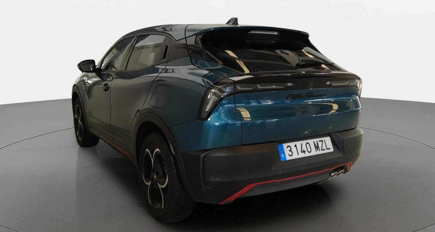 Alfa Romeo Junior 1.2 Ibrida Speciale Auto