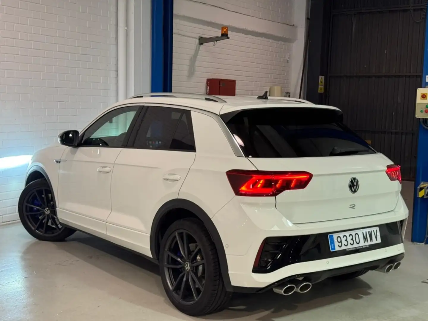 Volkswagen T-Roc 2.0 TSI R 4Motion DSG7 221KW