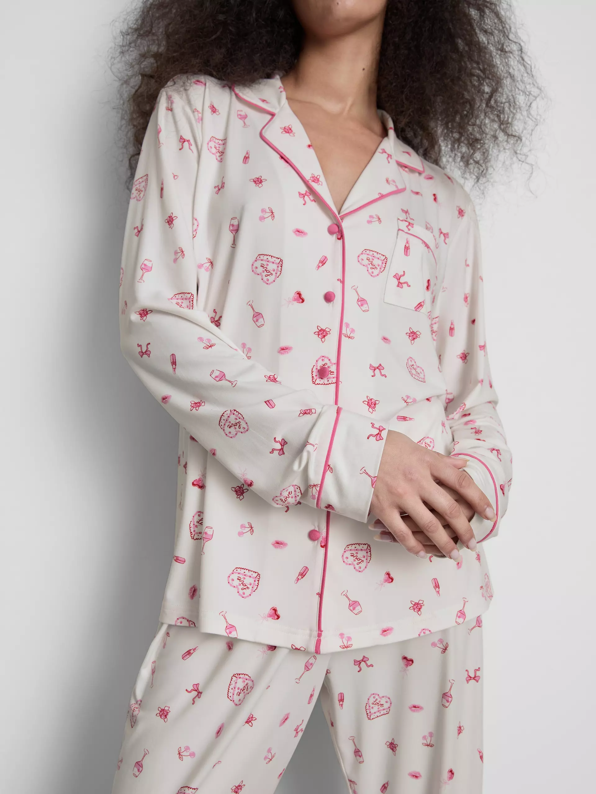 Cake and Love Printed Long sleeve Pyjama Set 