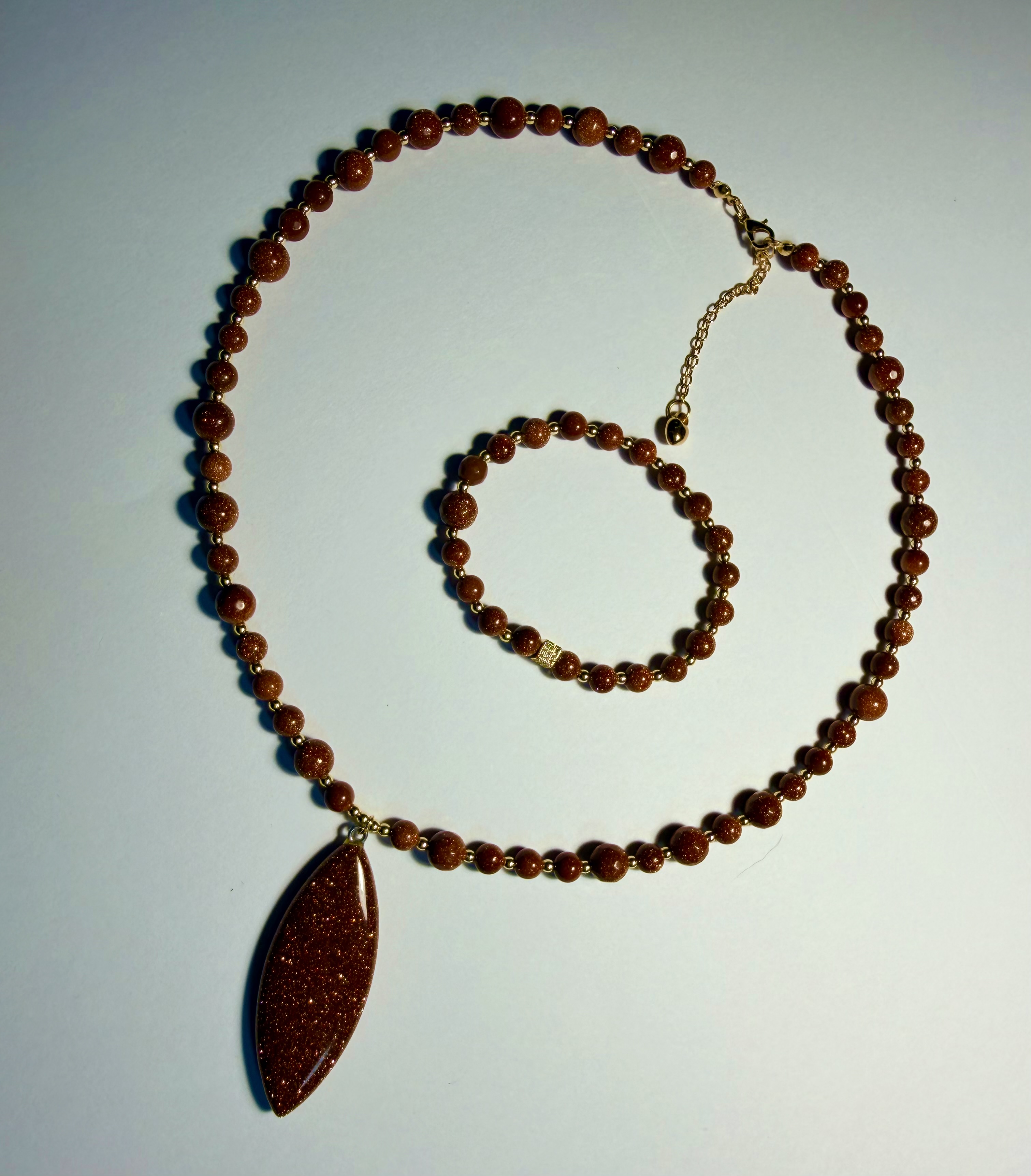 Goldstone papuošalų rinkinys