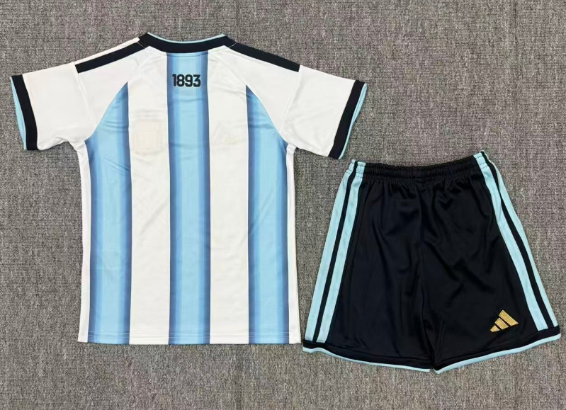 2026 conjunto 1ª equipación adulto-niños