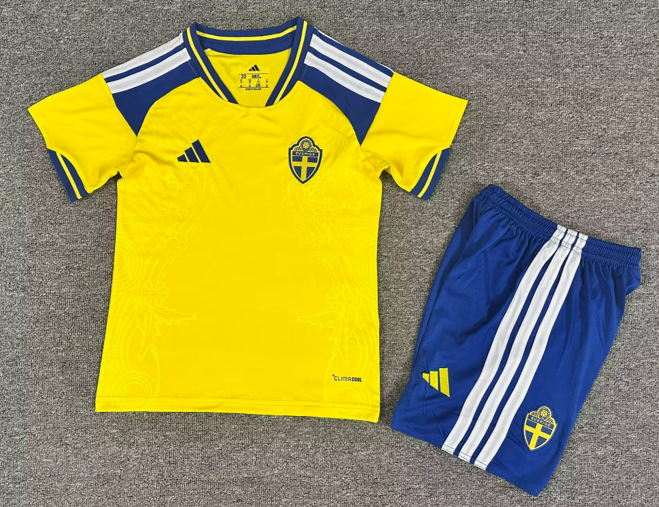 2026 conjunto 1ª equipación adulto-niños
