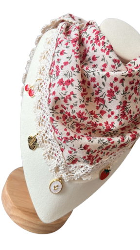 Foulard fleuri en coton