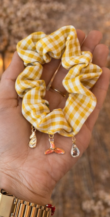 Chouchou à carreaux jaune