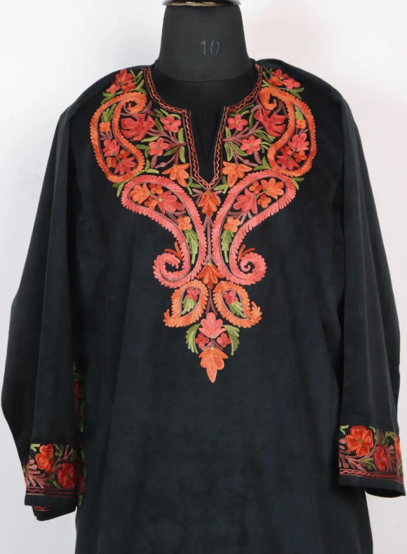 Zareen Velvet Pheran