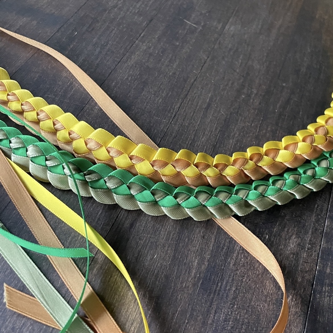 satin & grosgrain double lei