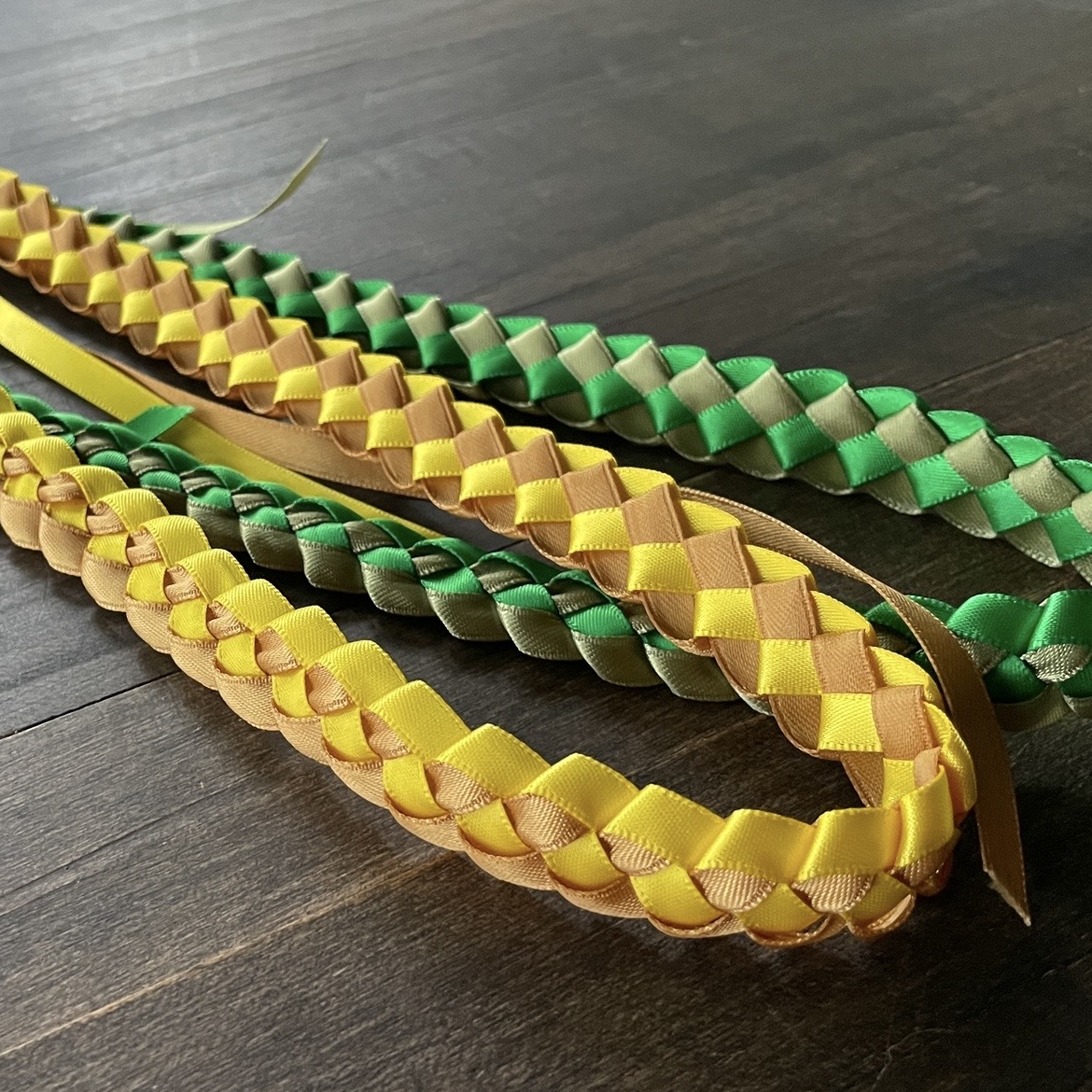 satin & grosgrain double lei