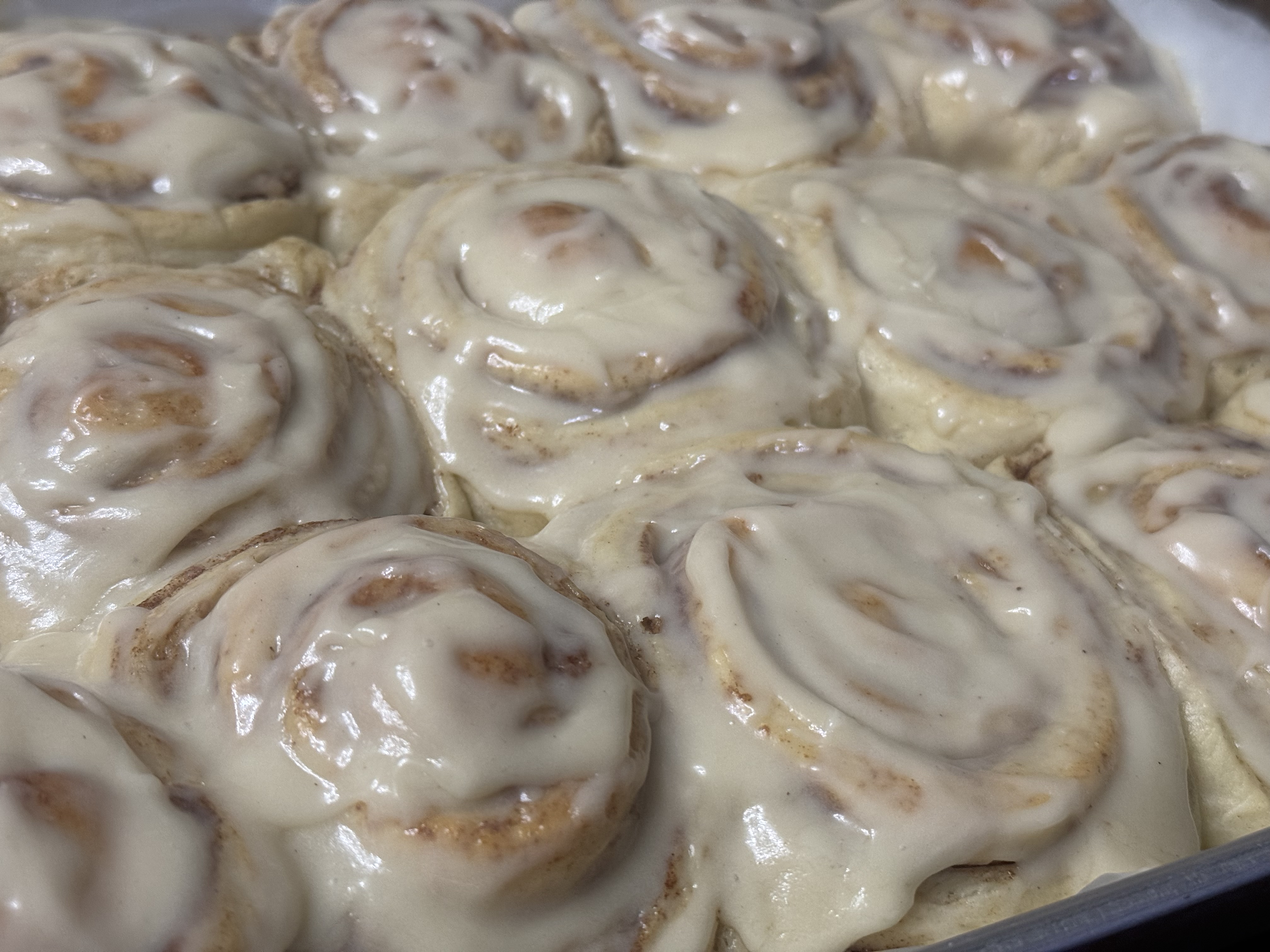 Classic Cinnamon Rolls 4 Pack
