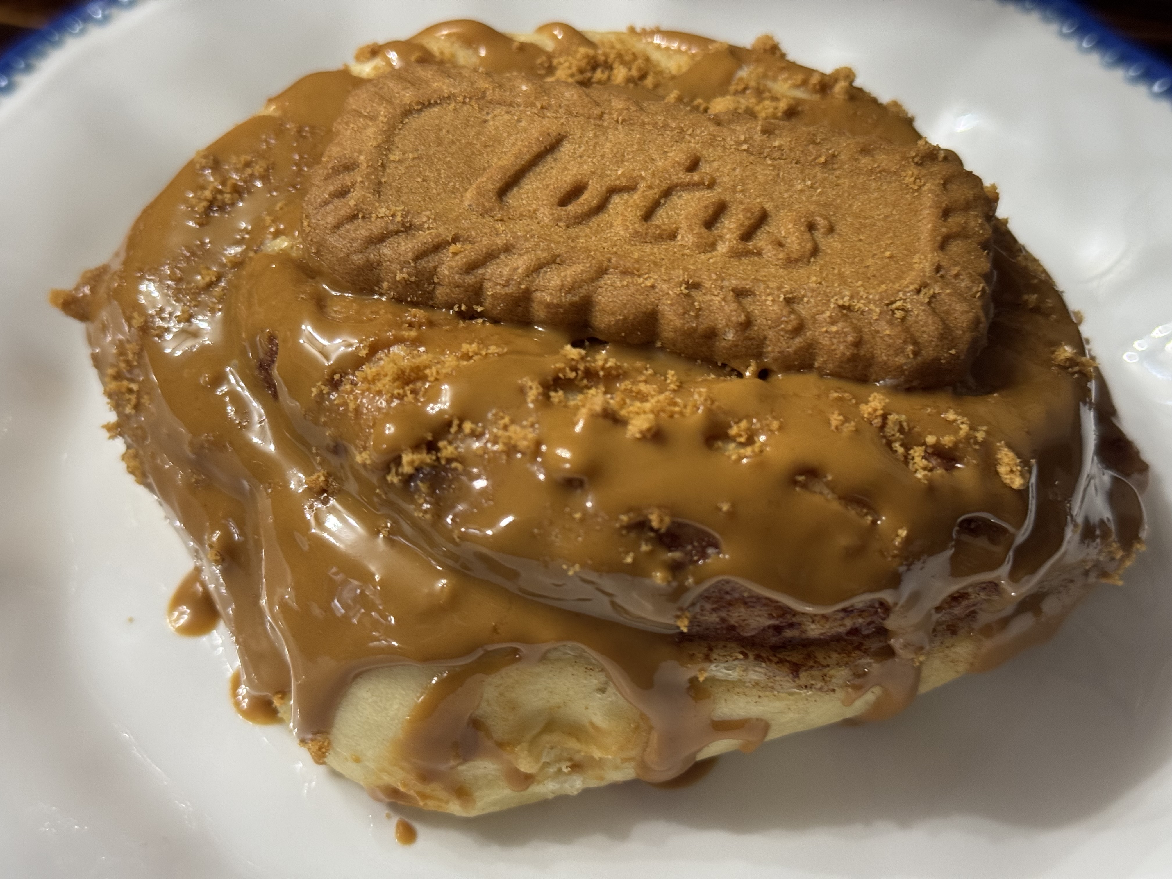 Cookie Butter Cinnamon Roll 