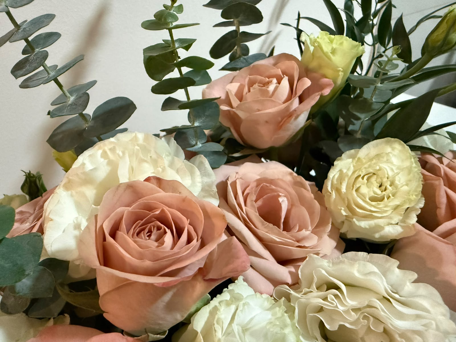 Elegant Rose & Eucalyptus Centerpiece