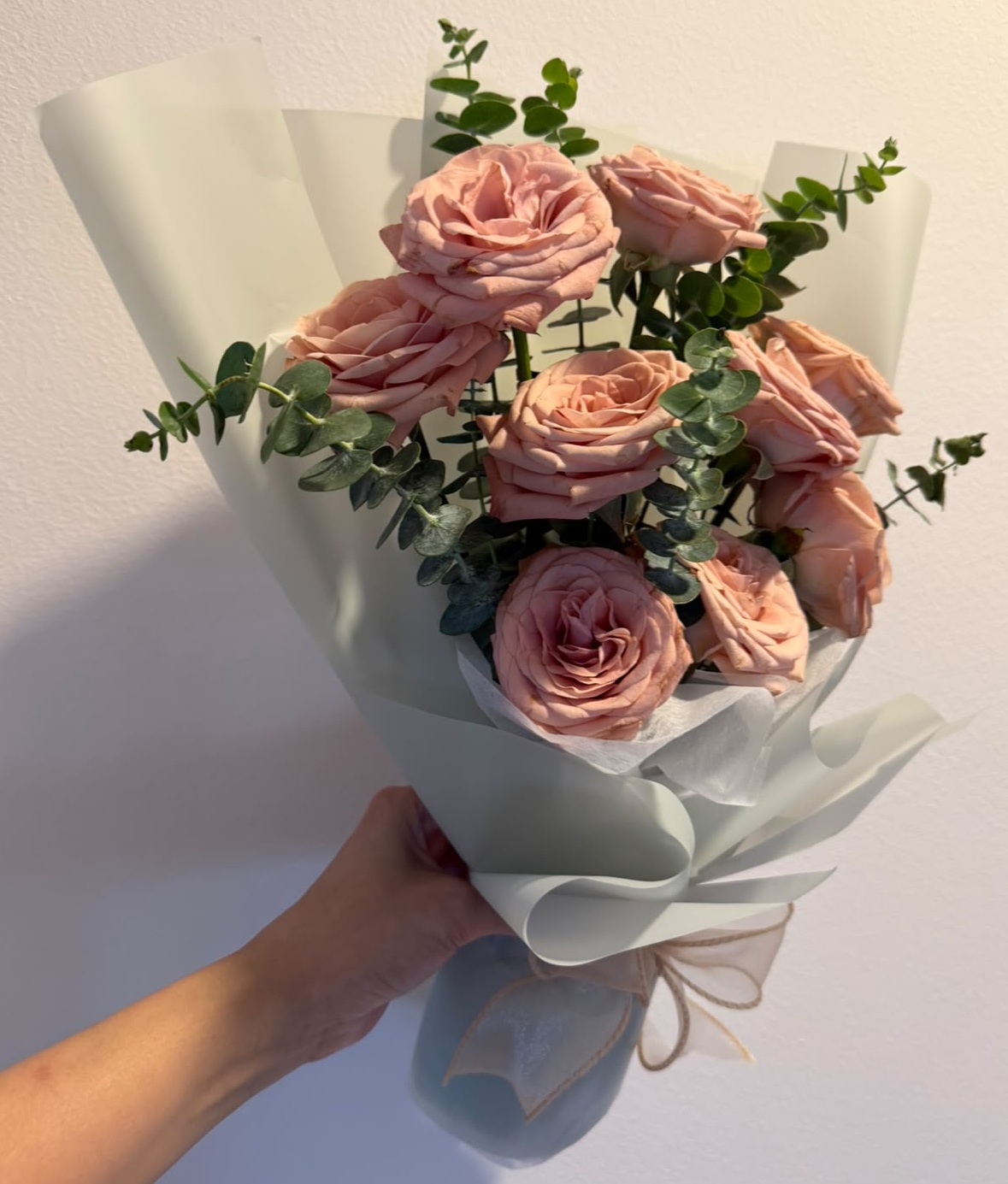 Elegant Cappucino Rose Bouquet