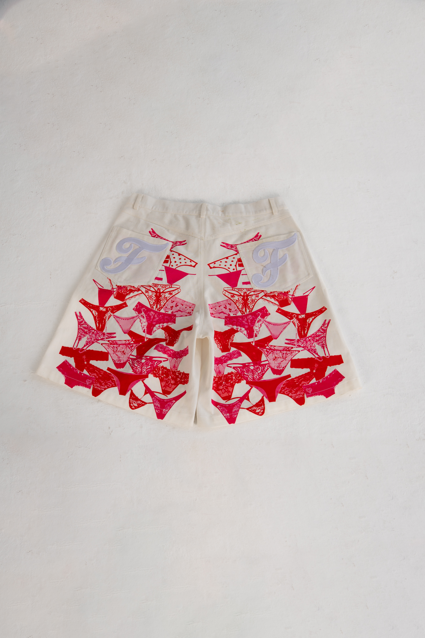 Jorts in love 