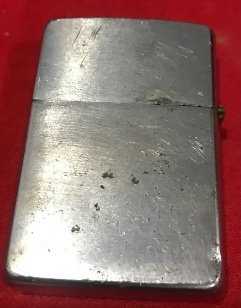 Vietnam War - US Navy Ship " Tonxin Gulf Yatch Club " Zippo Lighter