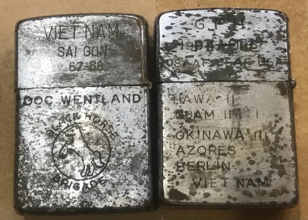 Vietnam War -Black Horse & US Helicopter Advisors Airborne Zippo Lighter (2pcs)