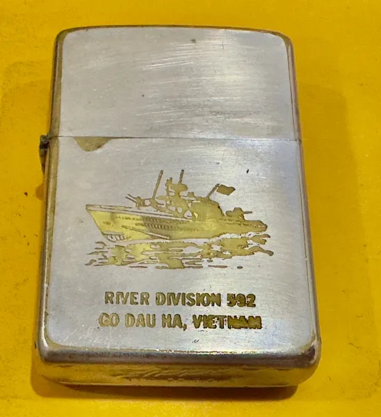 Vietnam War -US Military Vietnsm Navy Seals River Division 592 Go Dau Ha,Vietnsm Zippo Lighter
