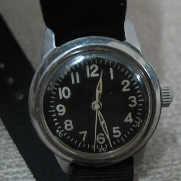 ORIGINAL US Military Hamilton 748 Wristwatch ORIGINAL ALL WAR IN WATCH