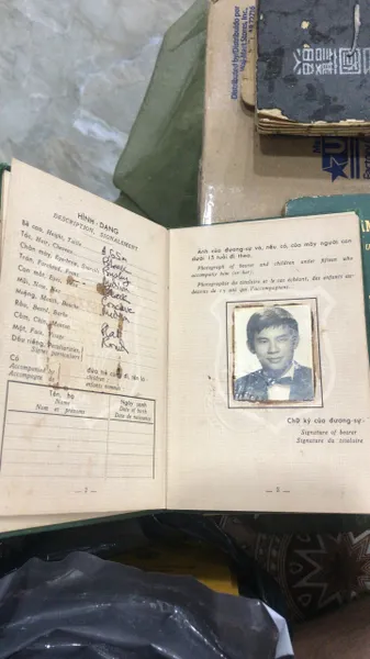 3 passport expired visa from republic of vietnam 1968-75