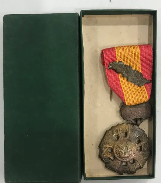 Vietnam War - Original South Vietnam Gallantry Cross Ribbon Medal With Palm(20pcs)