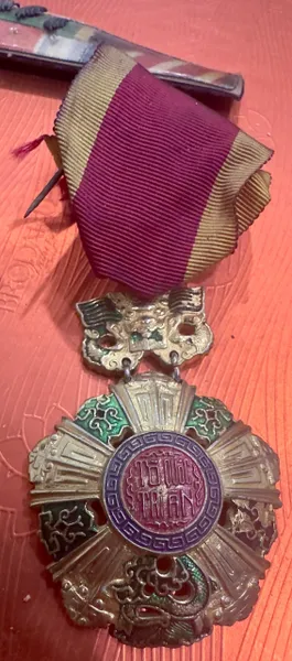 Vietnam War -SVN Ribbon Bar - South Vietnam Wound & National Order Medal- SVN Dragon Order Pin (4pcs)