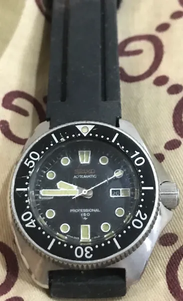 Vintage Japan Seiko Automatic Professional 150m Diver Wristwatches