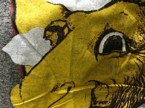 VINTAGE JOE CAMEL ORIGINAL 80'S TRI-BLEND T-SHIRT SIZE - MEDIUM 38 - 40
