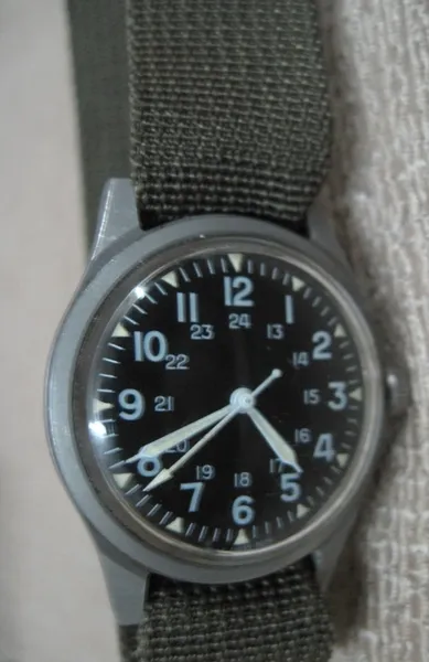 Original US Military GS-06S-4804 Wristwatch SER#011720 (MAY 1971) 