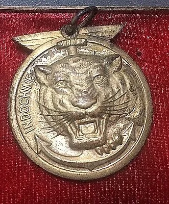 Indochina Era - Golden Triangle Border Miliary Merit "Laos - Cambodge - Vietnam " Medal