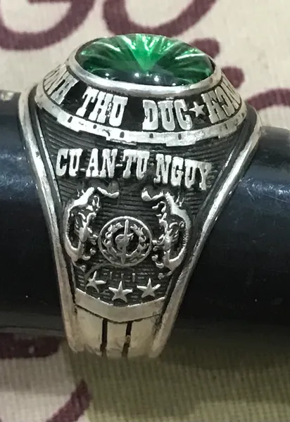 SVN Military Silver Ring Truong Bo Binh Thu Duc QLVNCH Ring Josten's Sterl Size 11 (Green Stone)