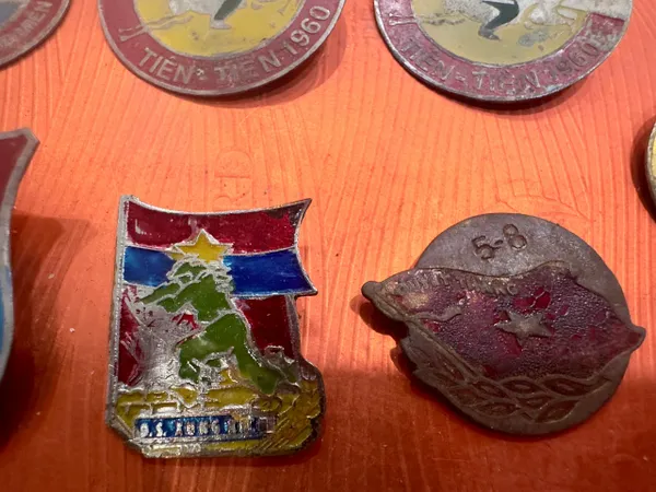 NVA NFL Vietcong Metal Pin Badge (9pcs)