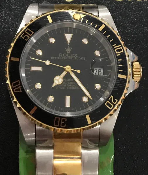 Reproduction Rolex Oyster Perpetual Date Submariner Watches -Gold Version