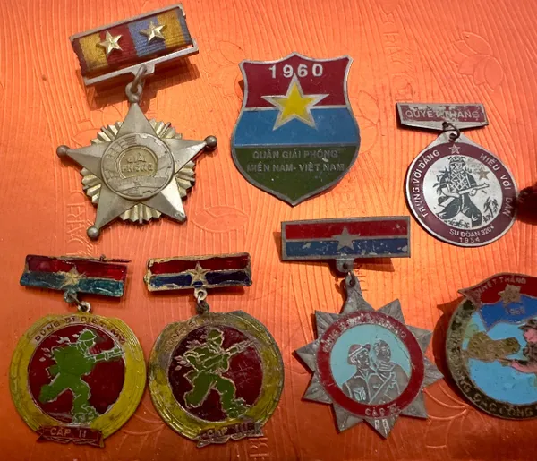 NVA NFL Vietcong Metal Pin Badge (9pcs)