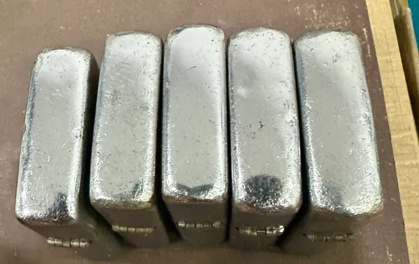 Vietnam War - Marlboro & Lucky Strike Cigarettes Zippo Lighter (5pcs)