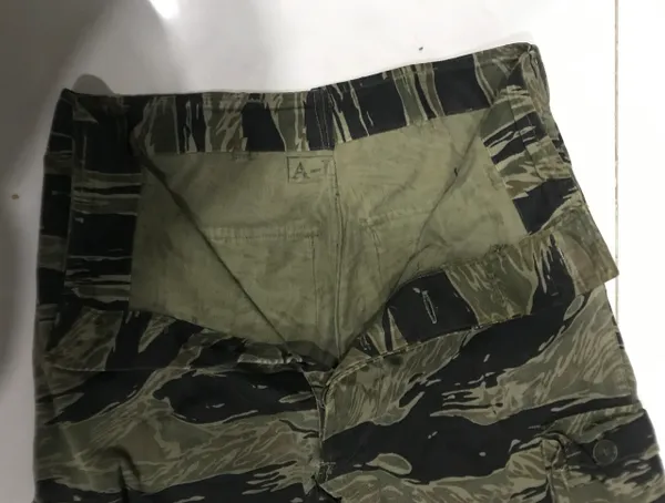 South Vietnam Tiger Stripe JWD“ Biet Kich Bao Den “ Trouser Size A-L