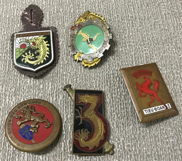 French indochina 9 Badges/Insignes in war 9 Bages on sale