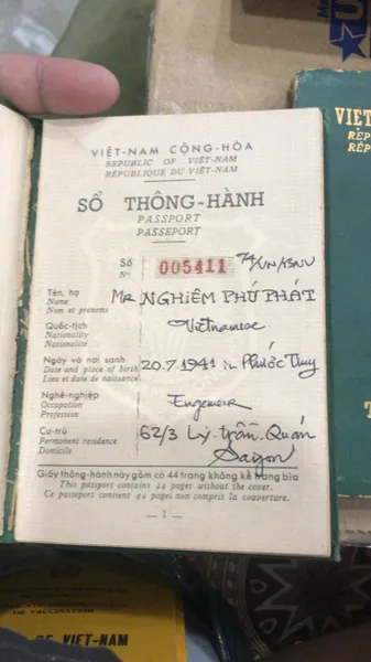 3 passport expired visa from republic of vietnam 1968-75