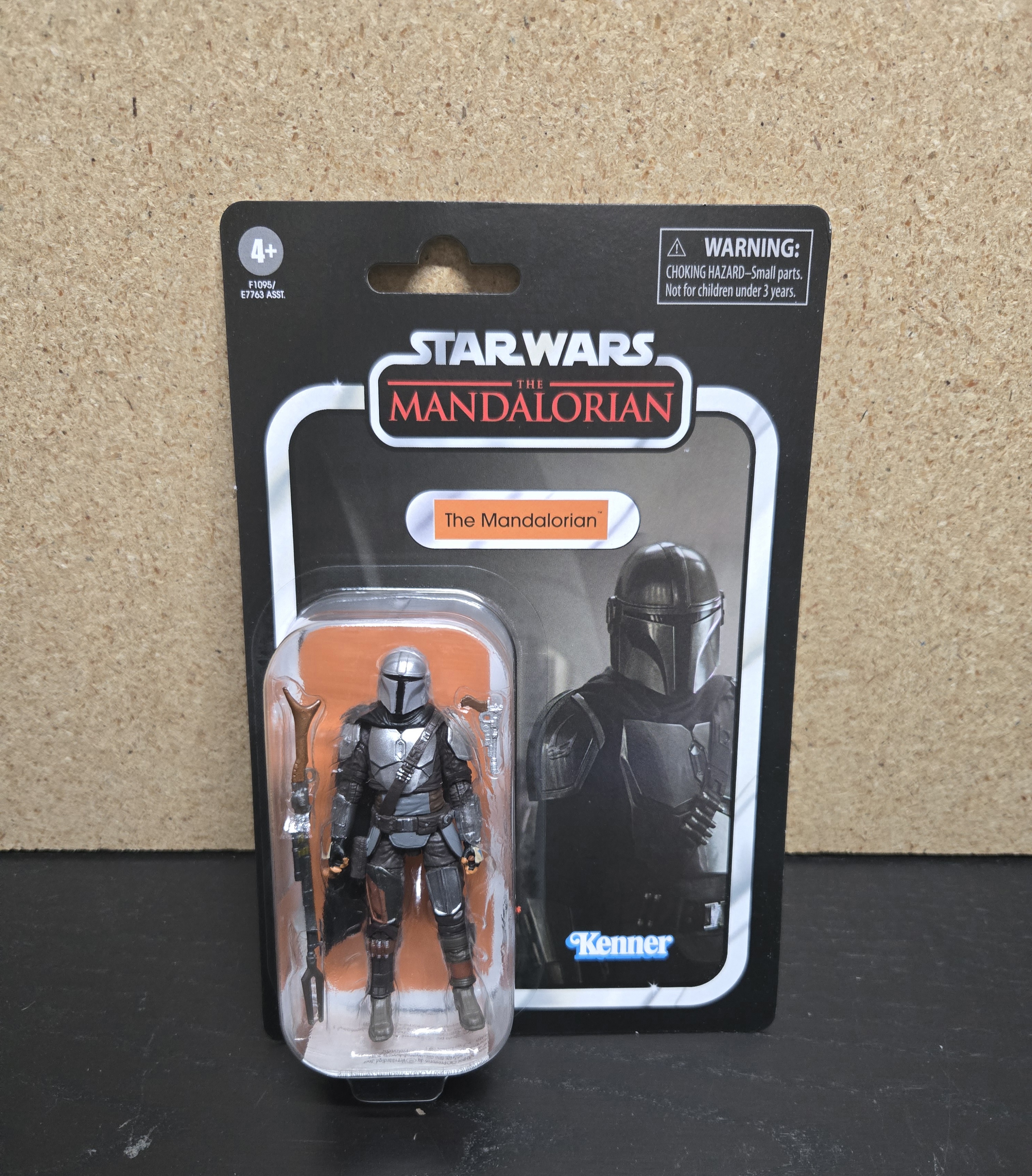 Star Wars The Mandalorian Action Figure 3.75-inch 