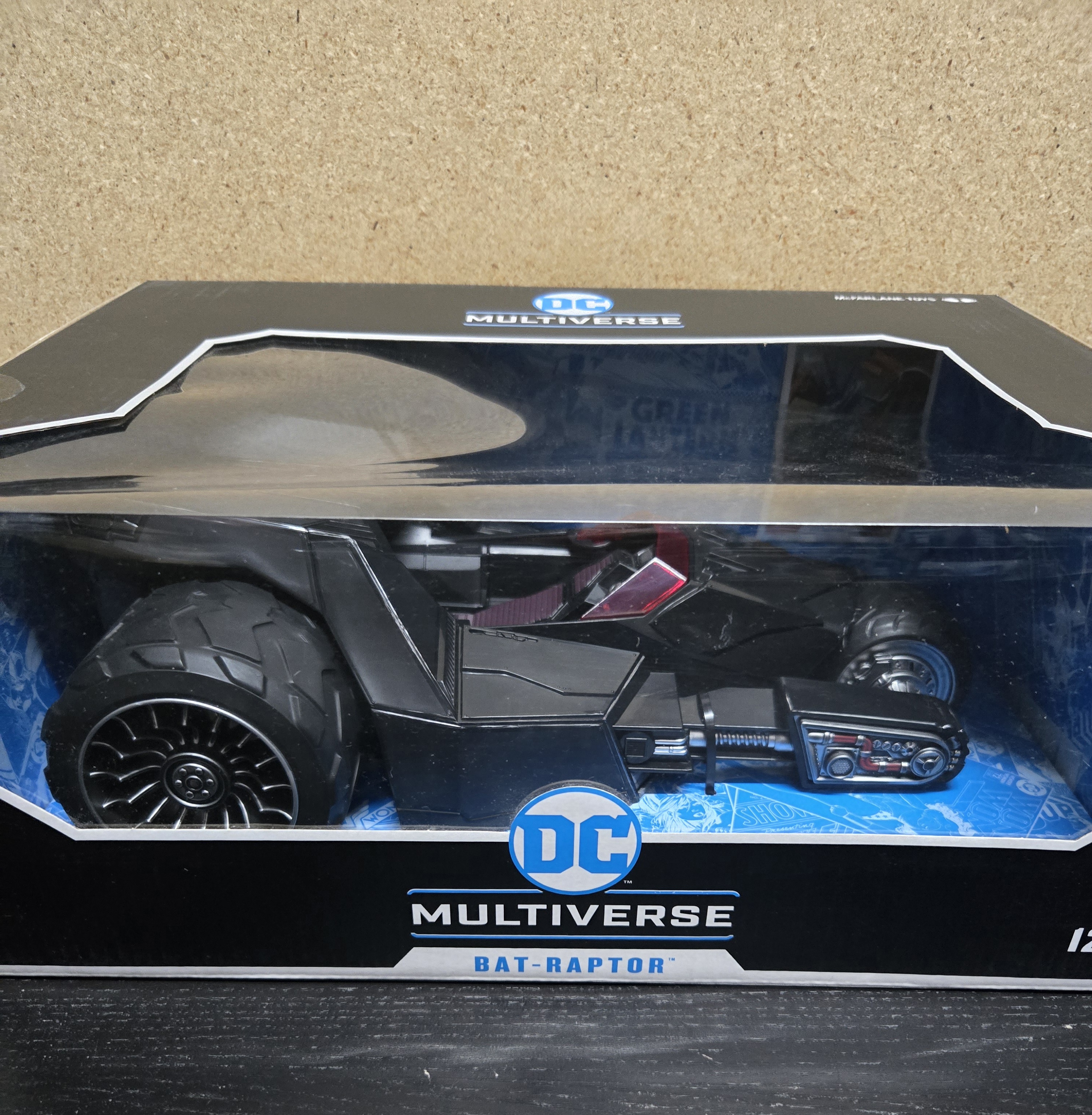 Dc Multiverse Batmobile Die-Cast Model
