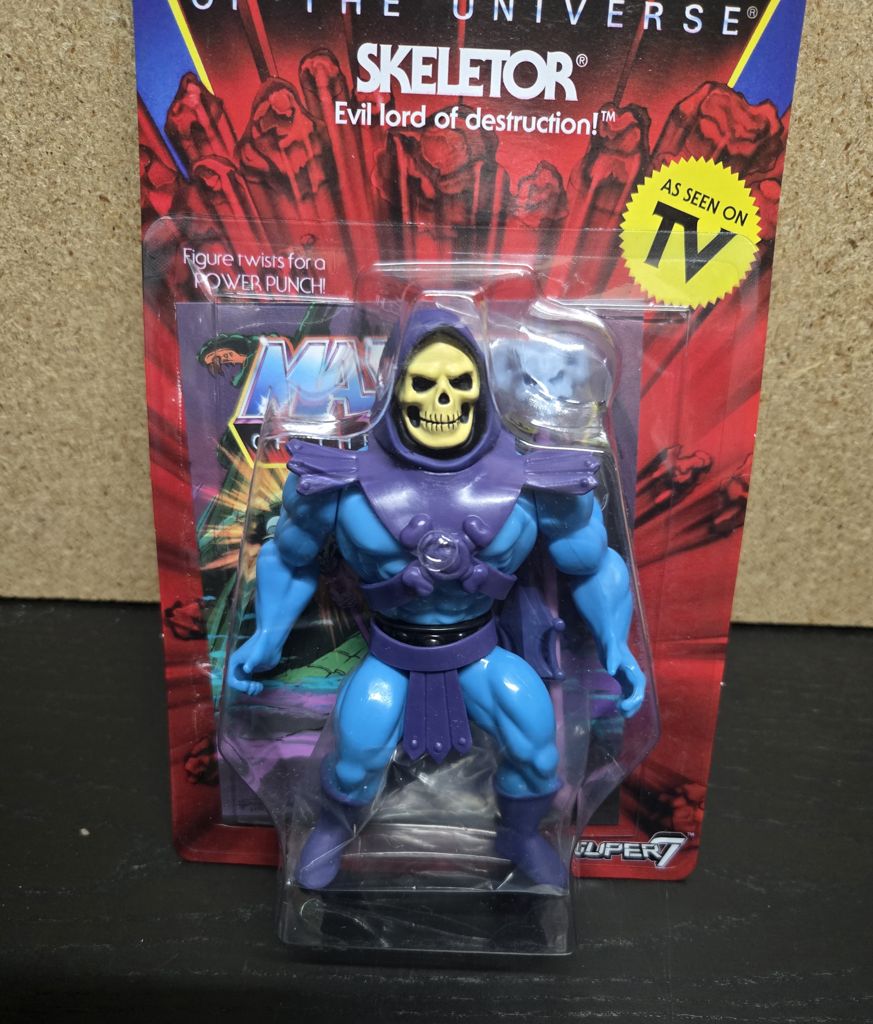 Super7 Masters of the Universe Vintage Skeletor Action Figure