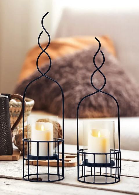 Decorative Candle Holder Set