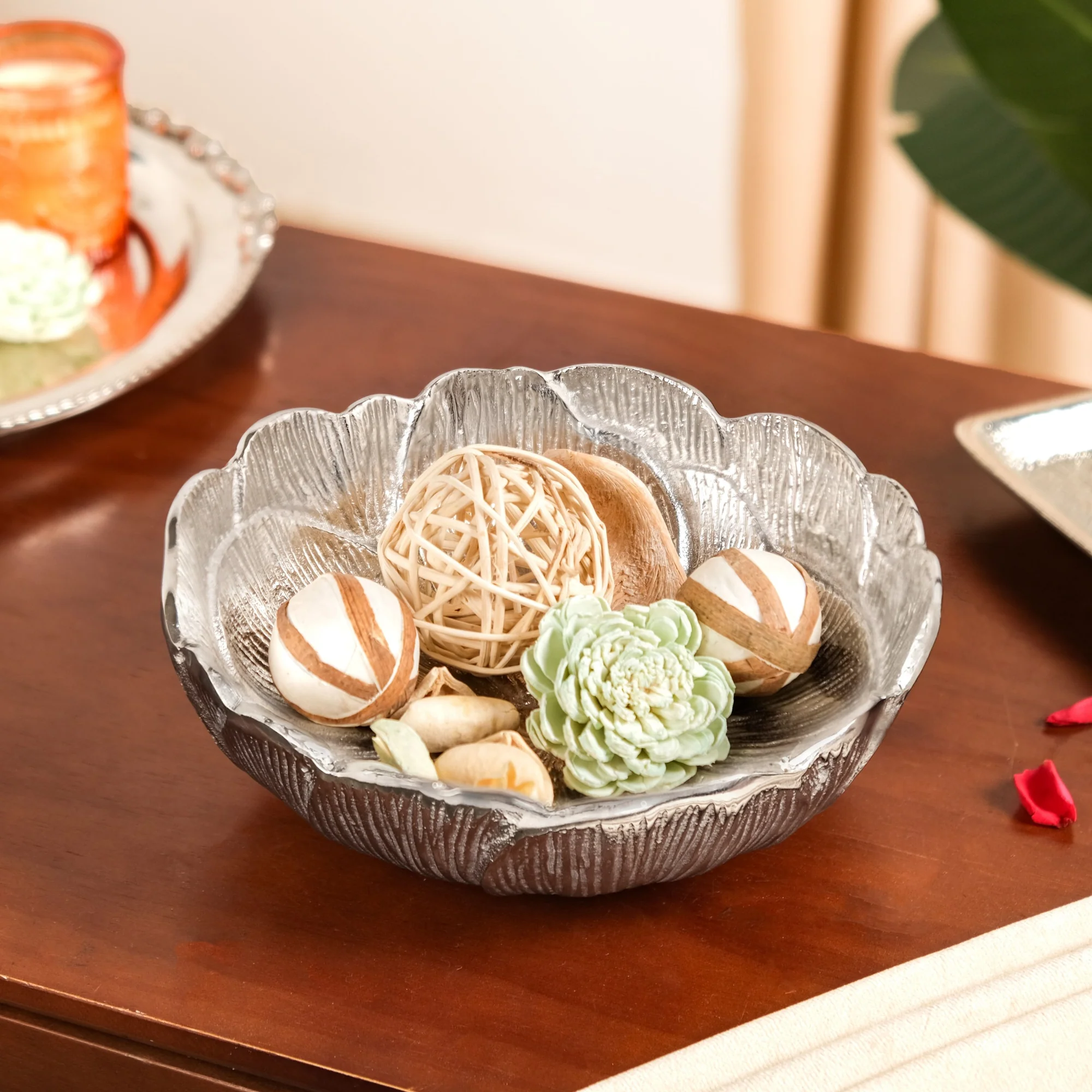Silver Flower Decorative Bowl Urli