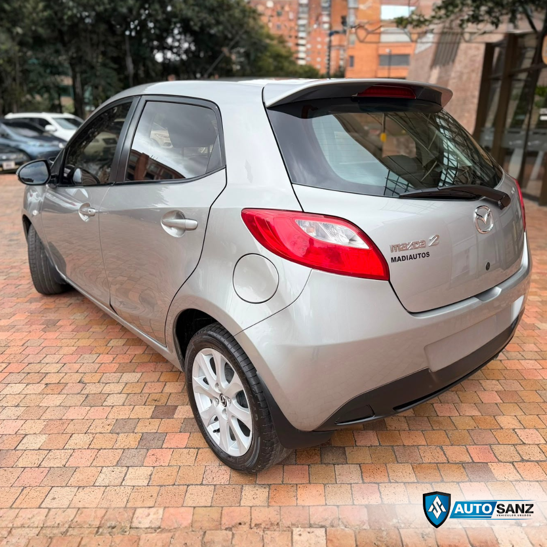 Mazda 2 2014