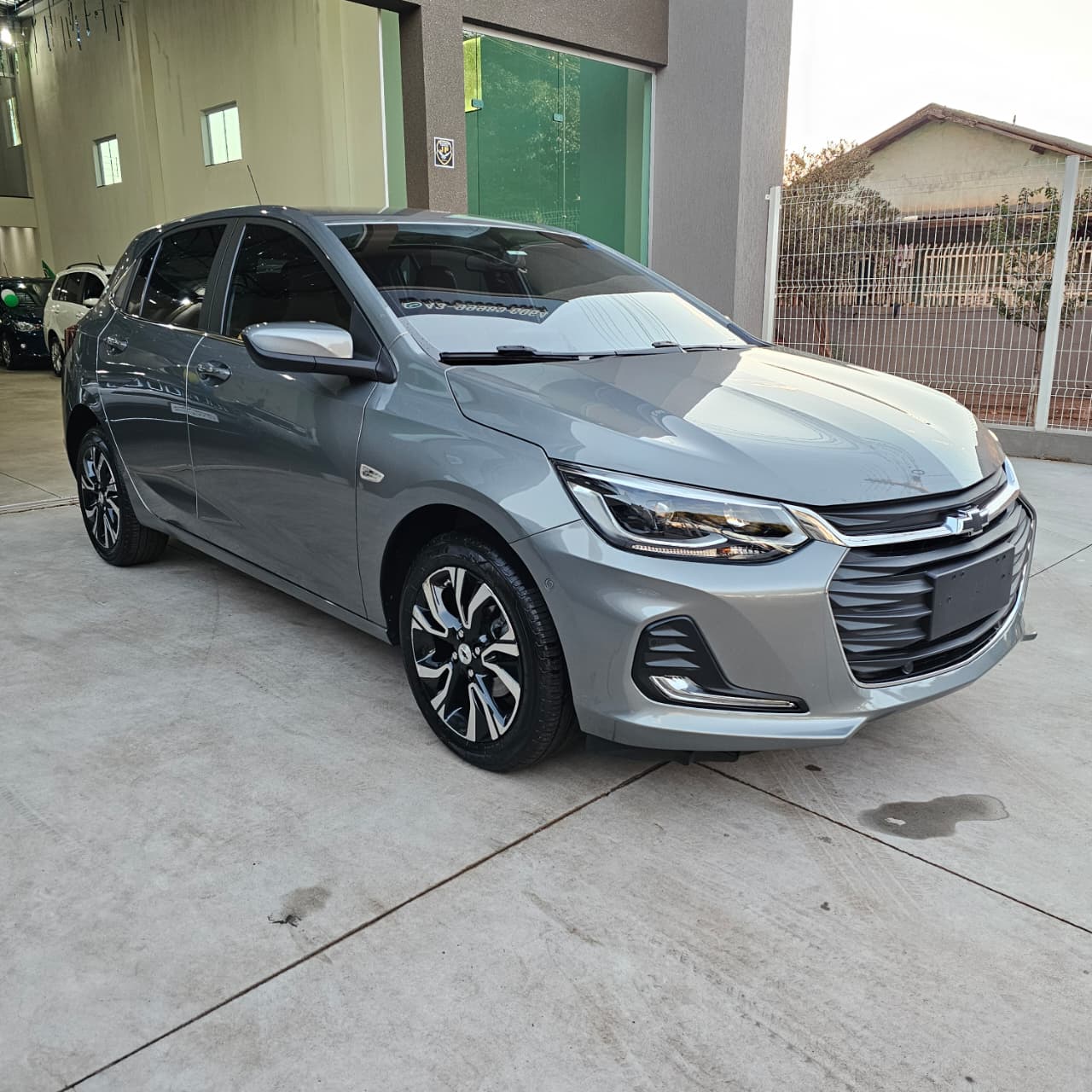 CHEVROLET ONIX PREMIER 1.0 TURBO AUTOMÁTICO