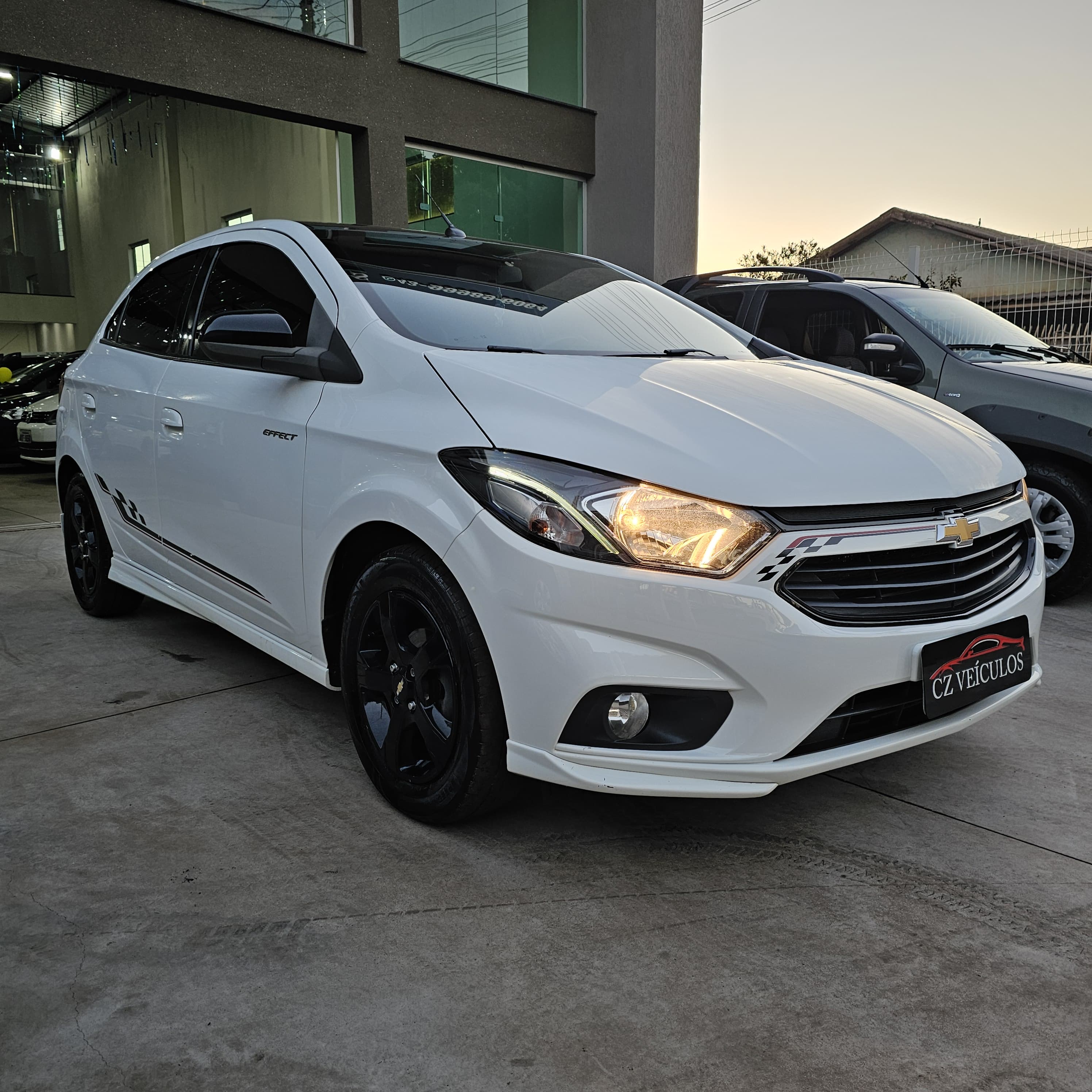 CHEVROLET ONIX EFFECT 1.4 FLEX