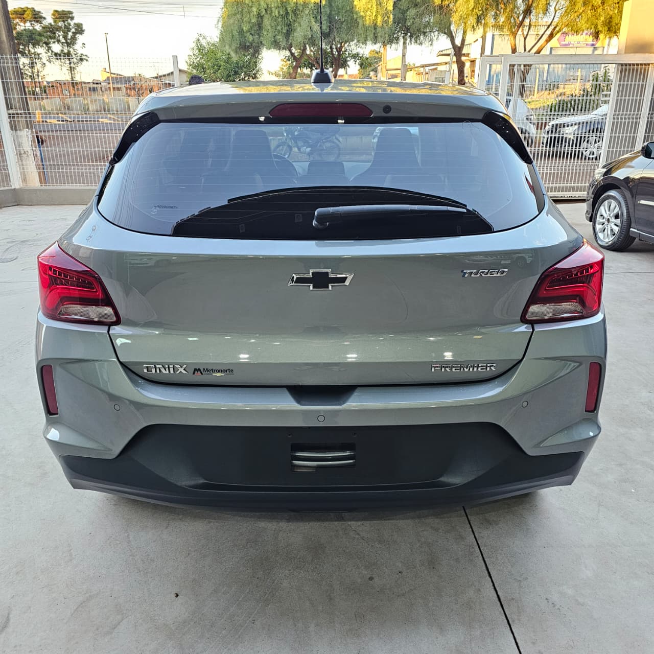 CHEVROLET ONIX PREMIER 1.0 TURBO AUTOMÁTICO