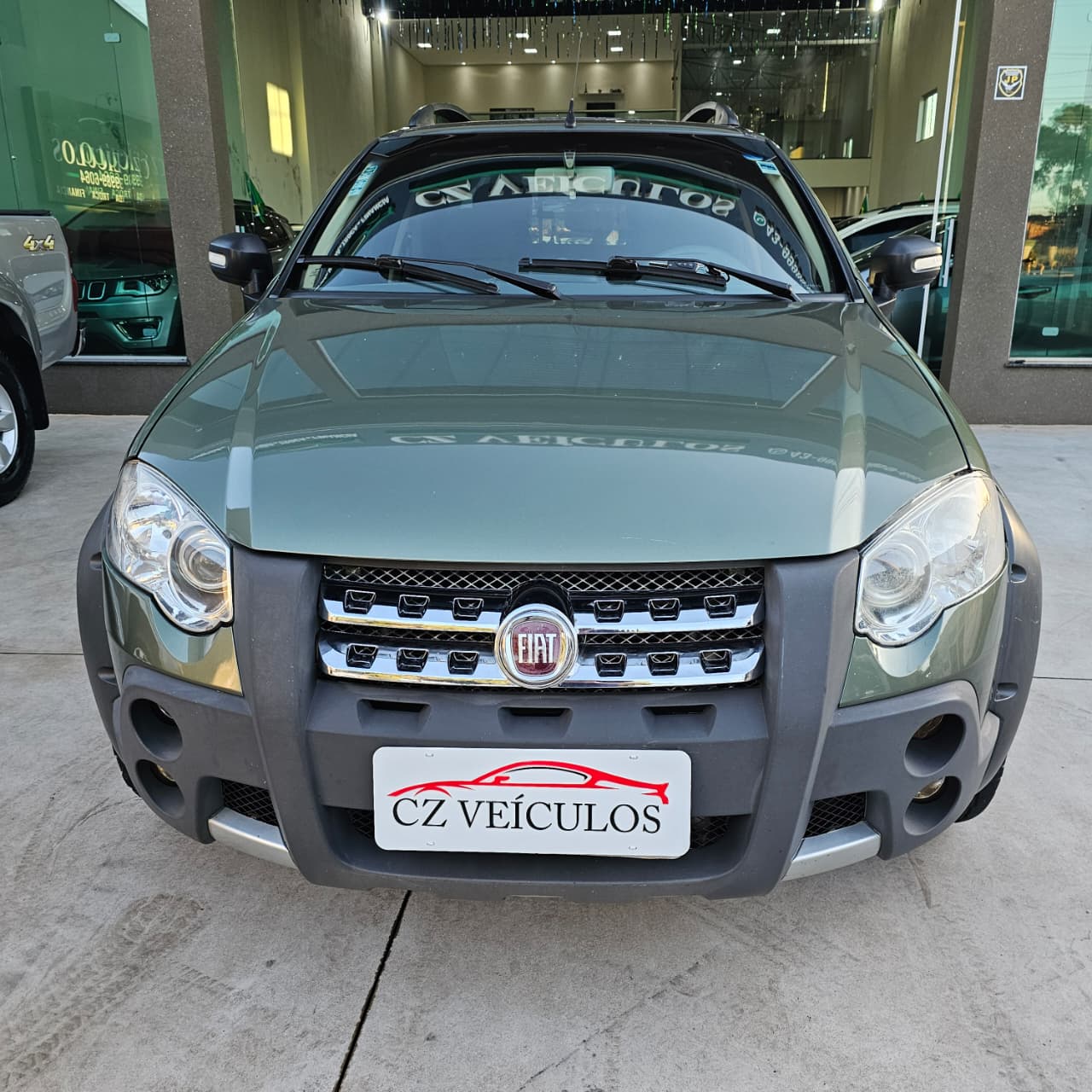 FIAT STRADA ADVENTURE 1.8 LOCKER FLEX CABINE DUPLA