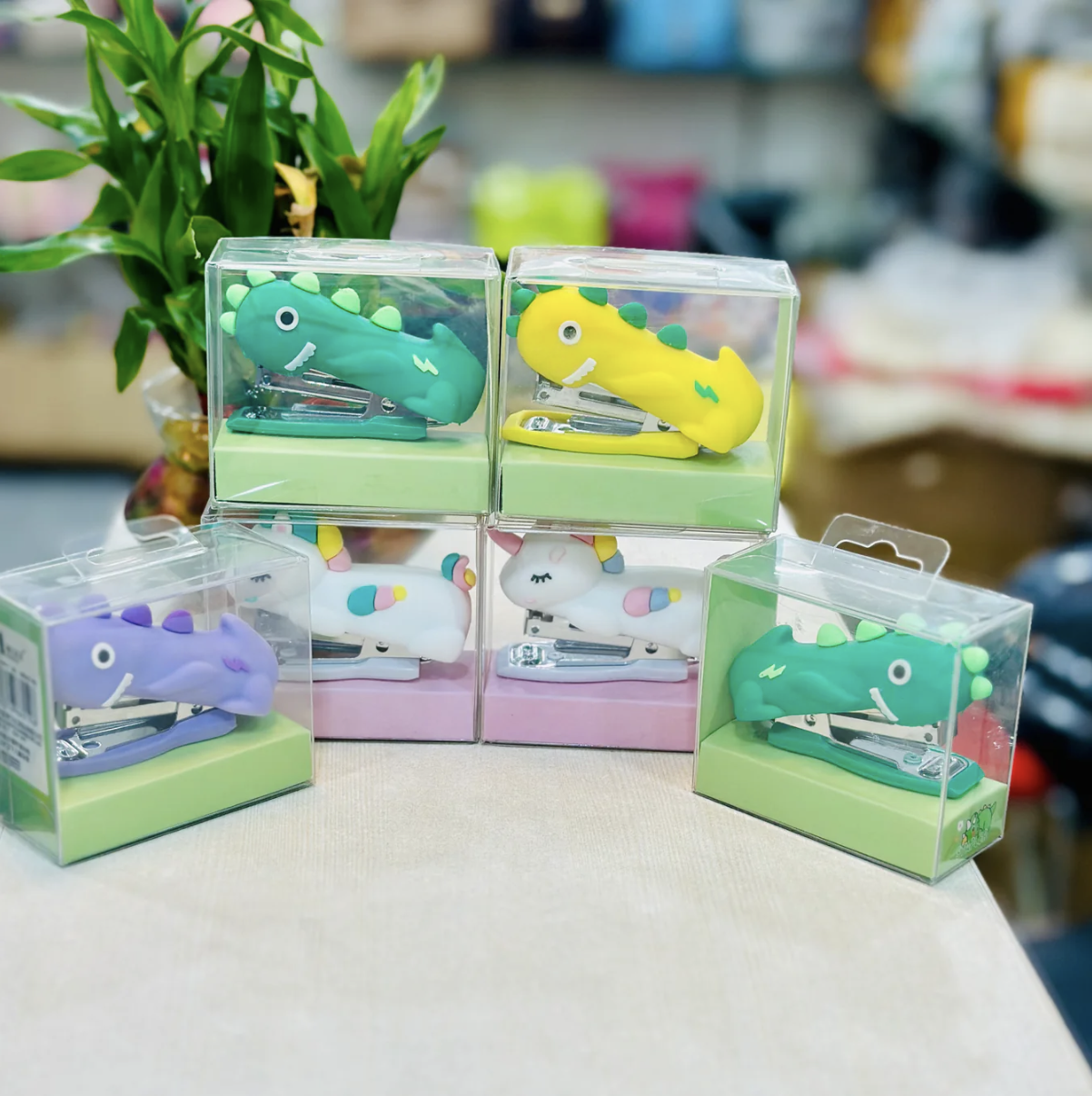 Cute Dino & Unicorn Staplers