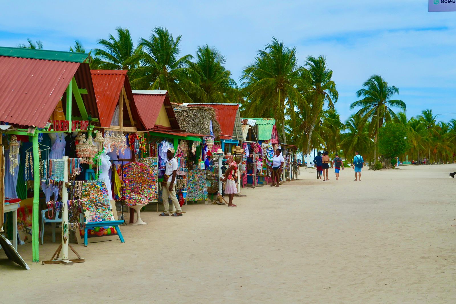 Saona VIP