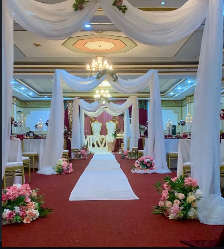 Elegant Wedding Decor