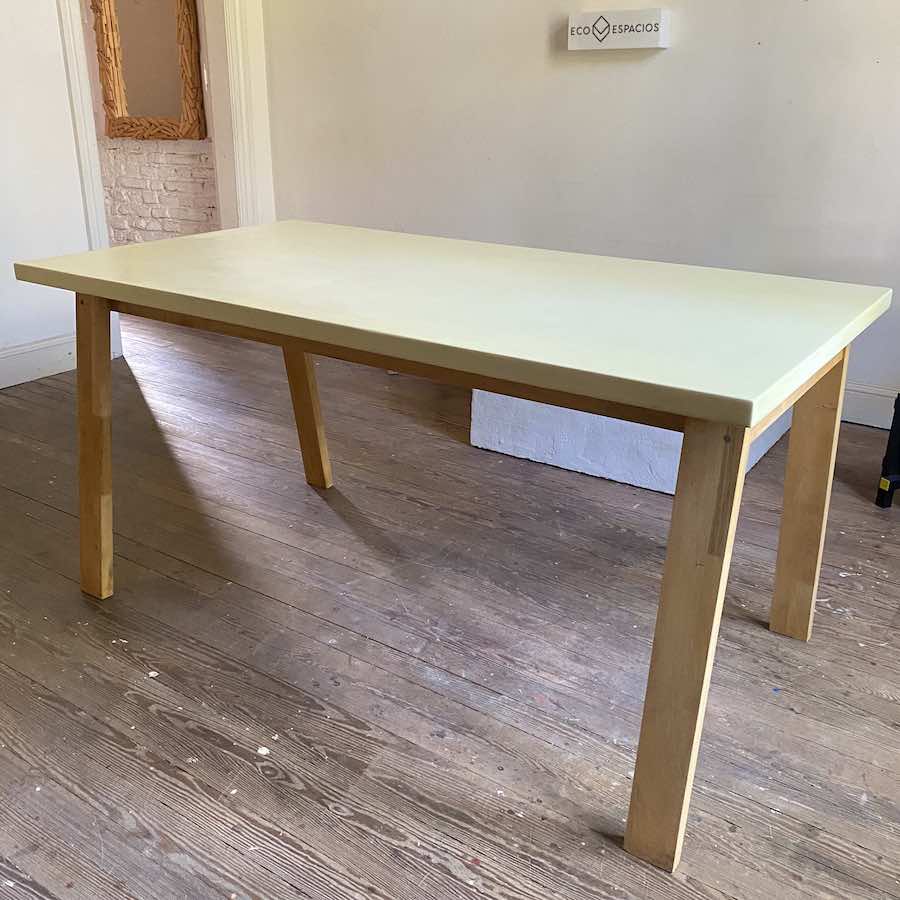 Mesa madera y microcemento